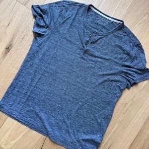 Banana Republic Vintage Henley Tee - Size L - Charcoal